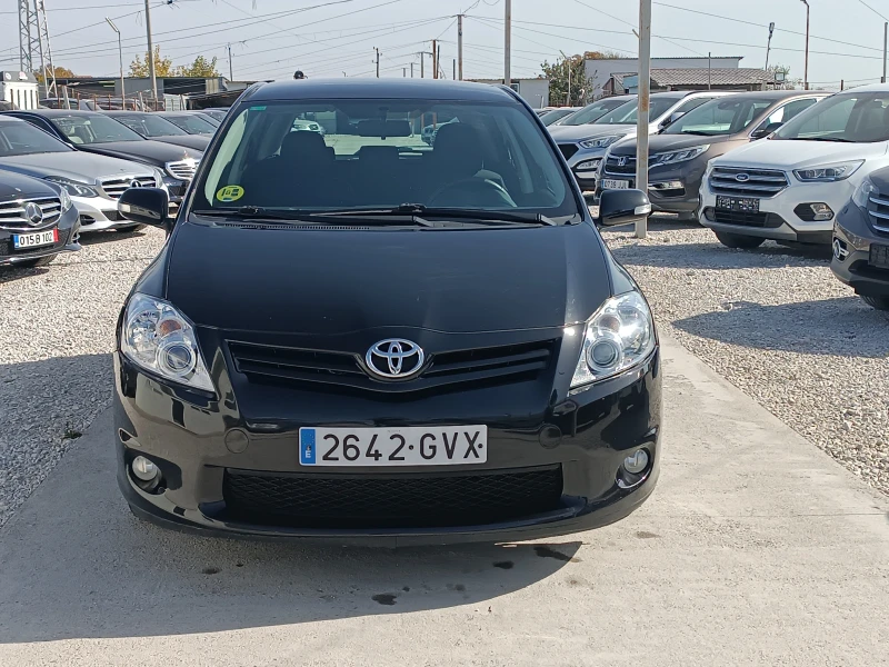 Toyota Auris 2, 0 d, снимка 2 - Автомобили и джипове - 47783268