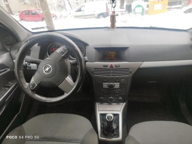 Opel Astra H 1.7 CDTI, снимка 9 - Автомобили и джипове - 48652238