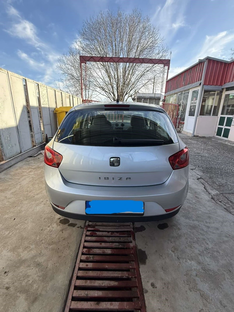 Seat Ibiza, снимка 5 - Автомобили и джипове - 49506602