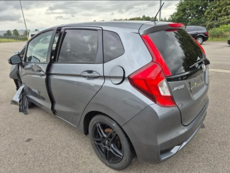 Honda Jazz 1.4i, снимка 2 - Автомобили и джипове - 51489029