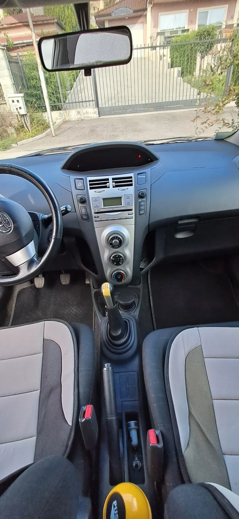 Toyota Yaris, снимка 8 - Автомобили и джипове - 52448670