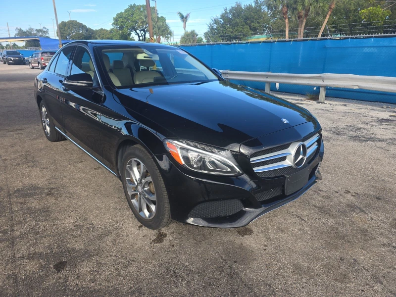 Mercedes-Benz C 300, снимка 2 - Автомобили и джипове - 52485866