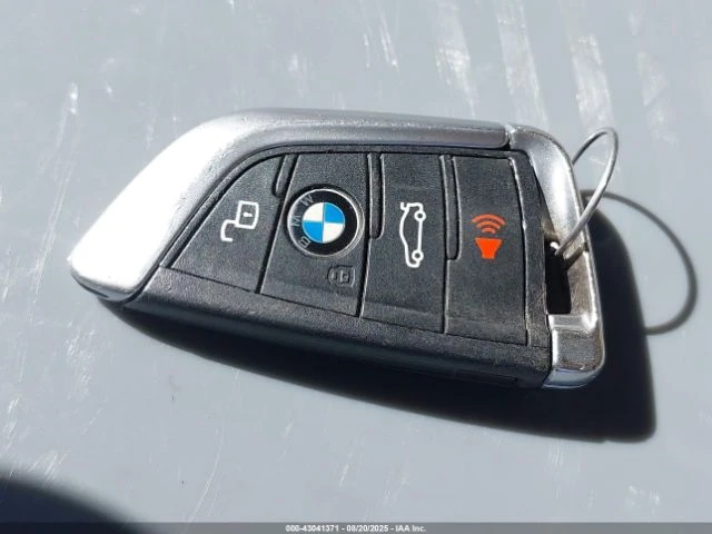 BMW 330 XDRIVE, снимка 14 - Автомобили и джипове - 52836031