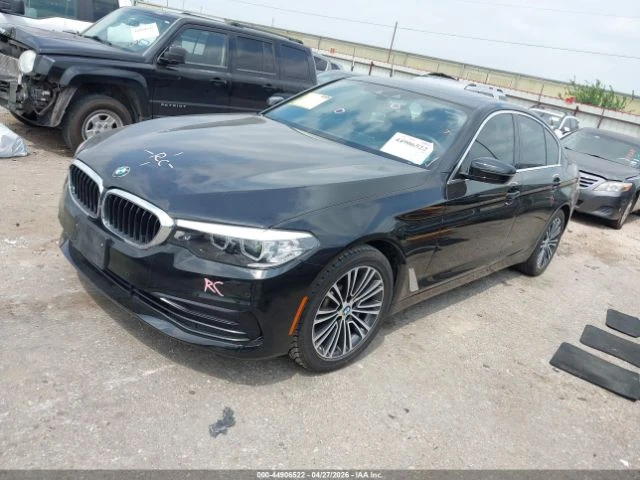 BMW 530 360CAMERA* HEAD-UP* , снимка 3 - Автомобили и джипове - 56397092