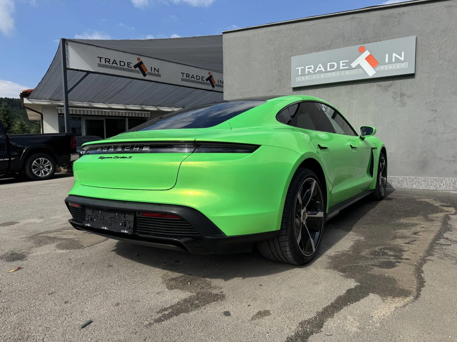 Porsche Taycan TURBO S - изображение 4