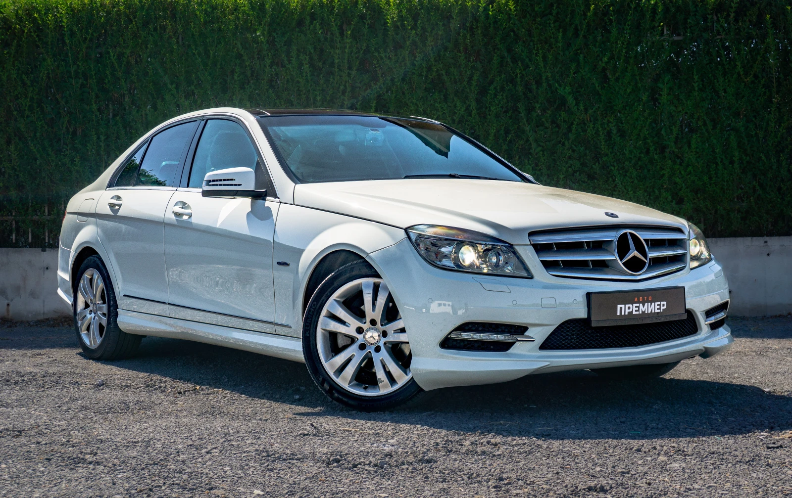 Mercedes-Benz C 220 C220CDI AMG -6МГАРАНЦИЯ-РЕАЛНИ КМ!ТОП СЪСТОЯНИЕ! - изображение 3