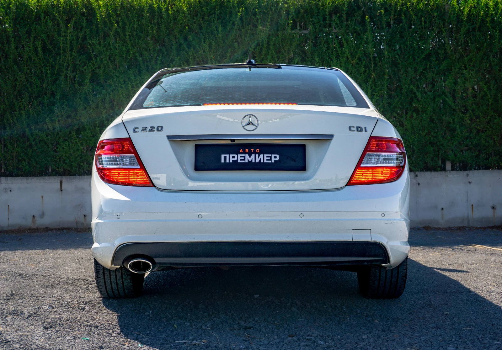 Mercedes-Benz C 220 C220CDI AMG -6МГАРАНЦИЯ-РЕАЛНИ КМ!ТОП СЪСТОЯНИЕ! - изображение 5