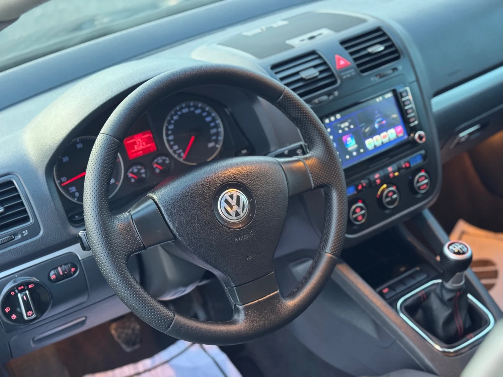 VW Golf GT-line 1.9 TDI 105hp 6    | Mobile.bg   10