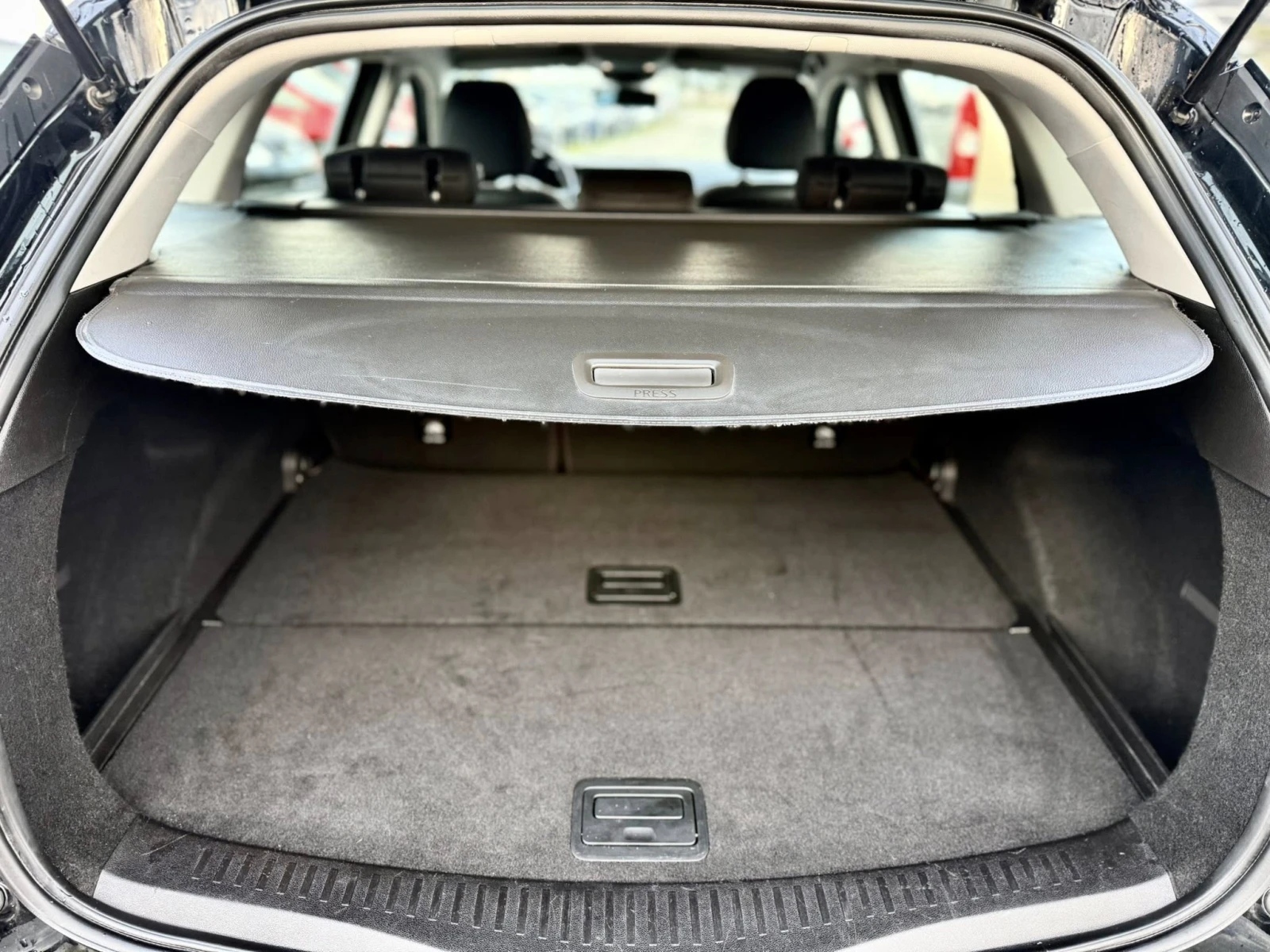 Renault Megane АВТОМАТИК, снимка 17 - Автомобили и джипове - 53744134