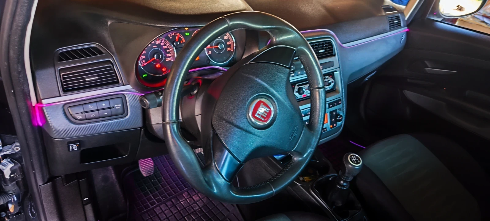 Fiat Punto Гранде пунто газ, снимка 5 - Автомобили и джипове - 53748096