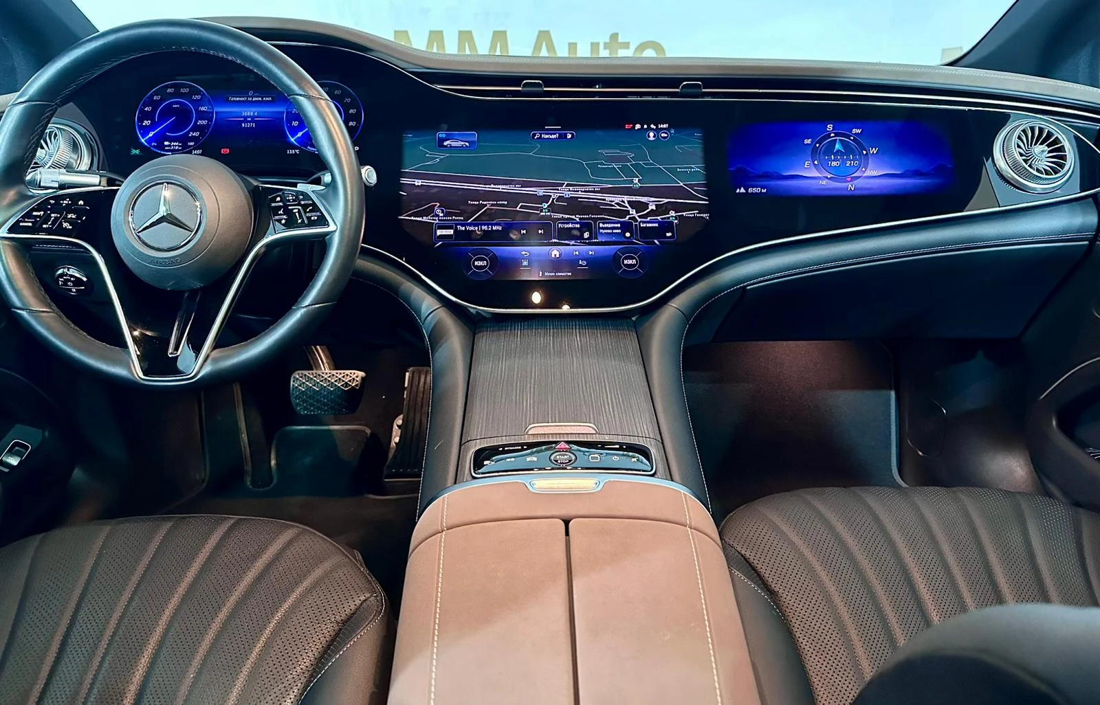 Mercedes-Benz EQS 580 4Matic* Hyperscreen* Burmester* Pano* 360* Гар, снимка 9 - Автомобили и джипове - 53765708