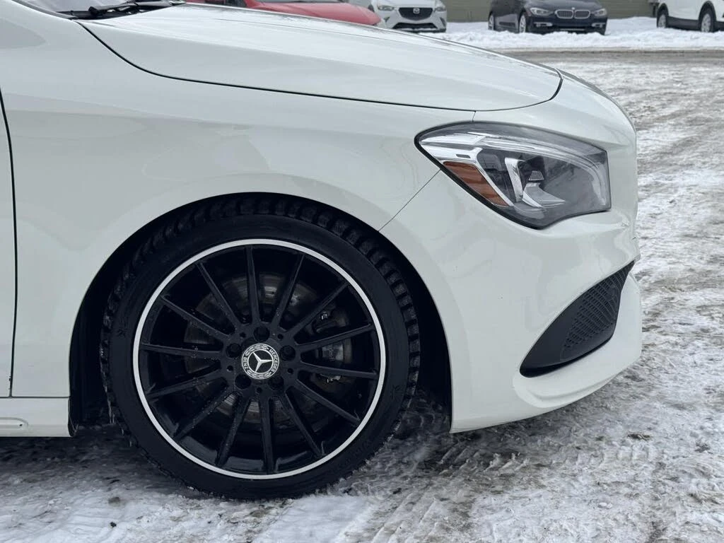 Mercedes-Benz CLA 250 4MATIC* FULL* АвтоКредит* (ЦЕНА ДО БГ) - изображение 8