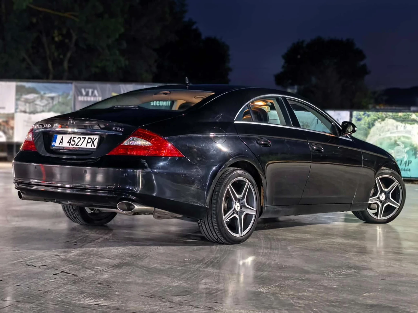 Mercedes-Benz CLS 320, снимка 12 - Автомобили и джипове - 53808896