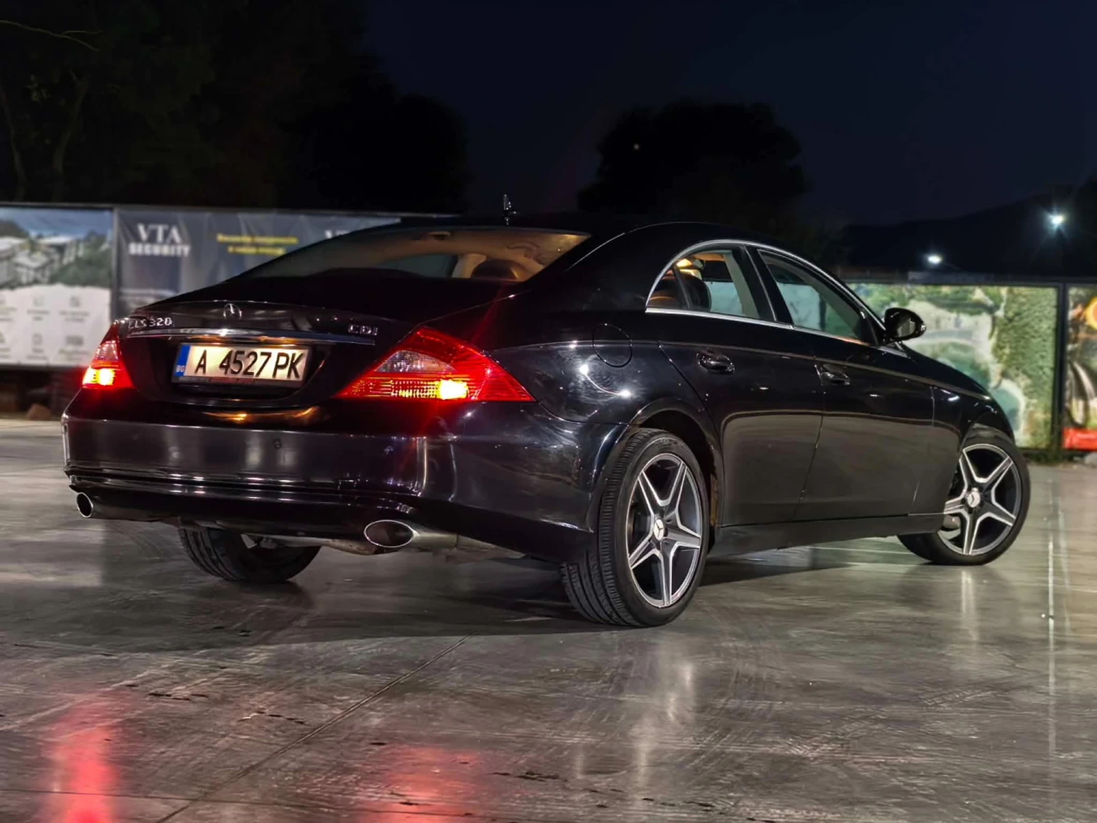 Mercedes-Benz CLS 320, снимка 2 - Автомобили и джипове - 53808896
