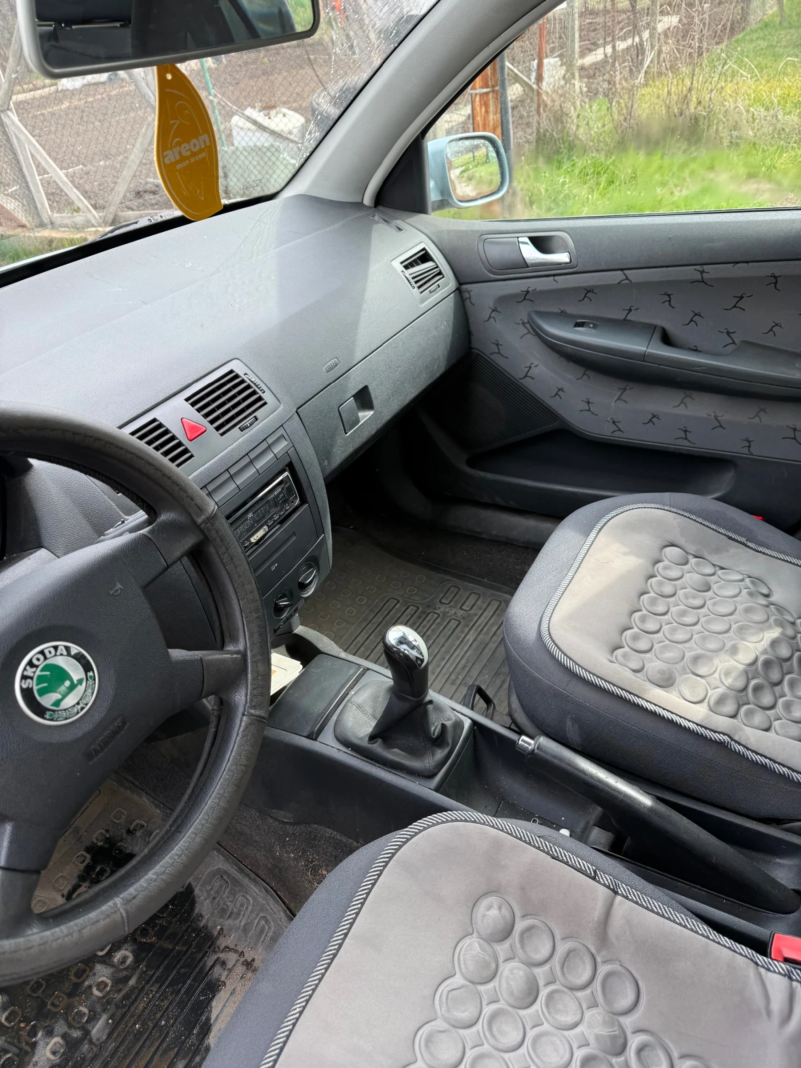 Skoda Fabia, снимка 8 - Автомобили и джипове - 53928682