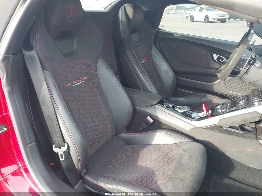 Lamborghini Huracan LP580-2 SPIDER * CARFAX* , снимка 8 - Автомобили и джипове - 53945344