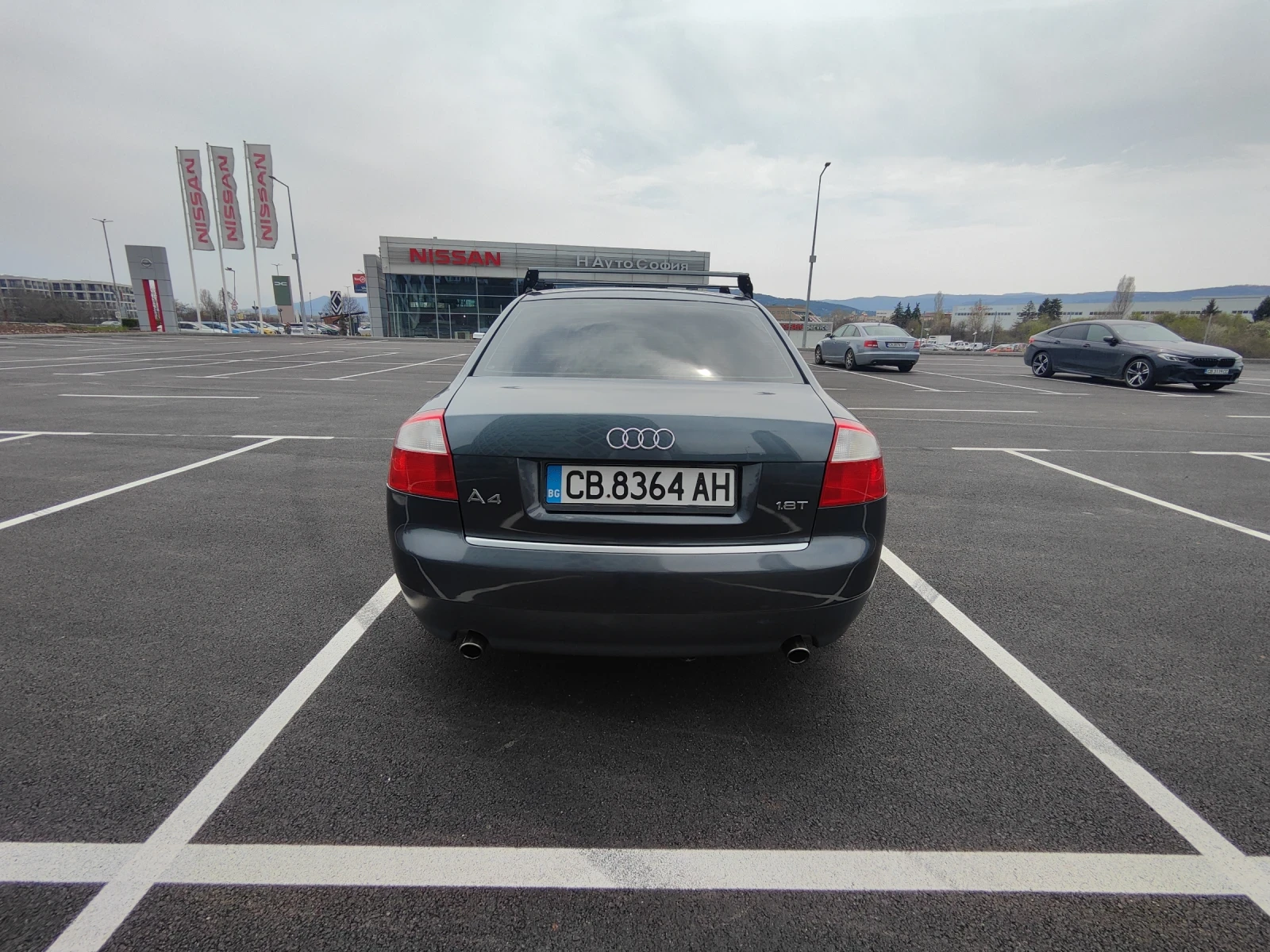 Audi A4 1.8Т, снимка 6 - Автомобили и джипове - 54219775