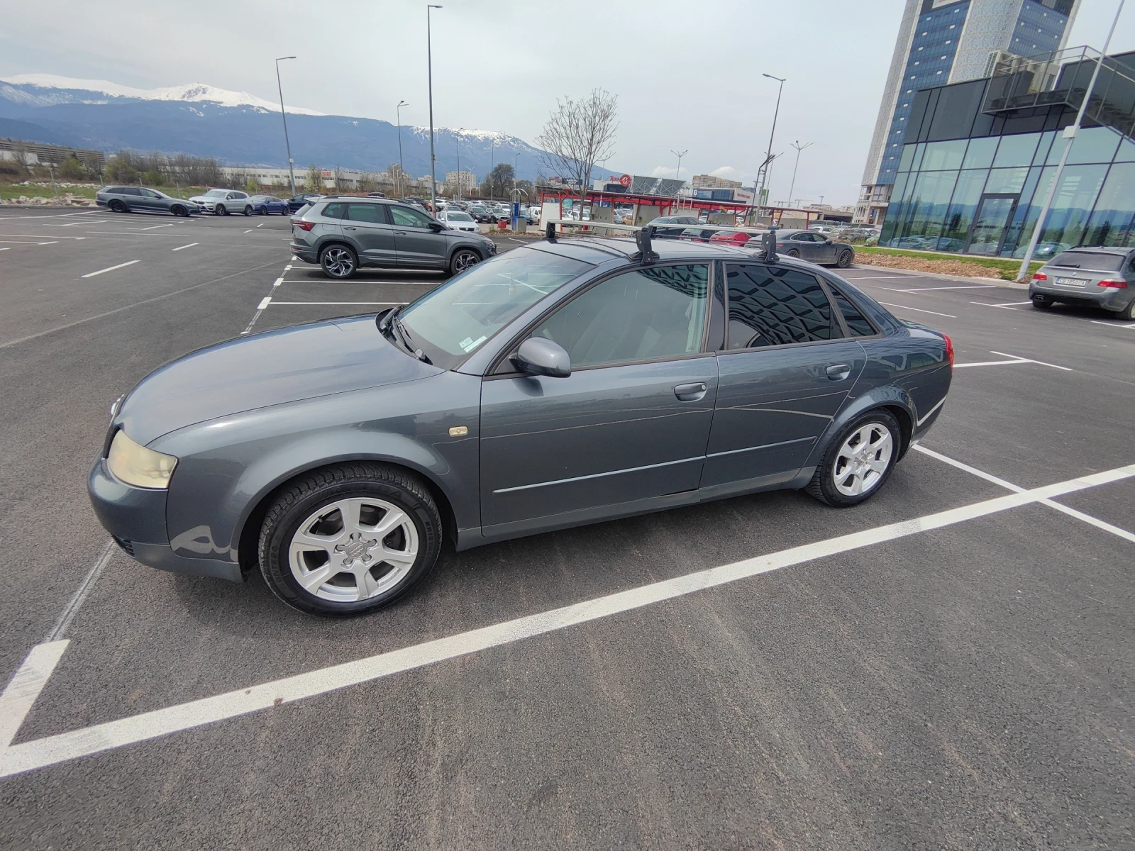 Audi A4 1.8Т, снимка 3 - Автомобили и джипове - 54219775