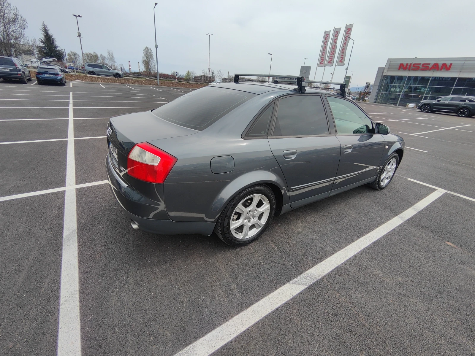 Audi A4 1.8Т, снимка 5 - Автомобили и джипове - 54219775