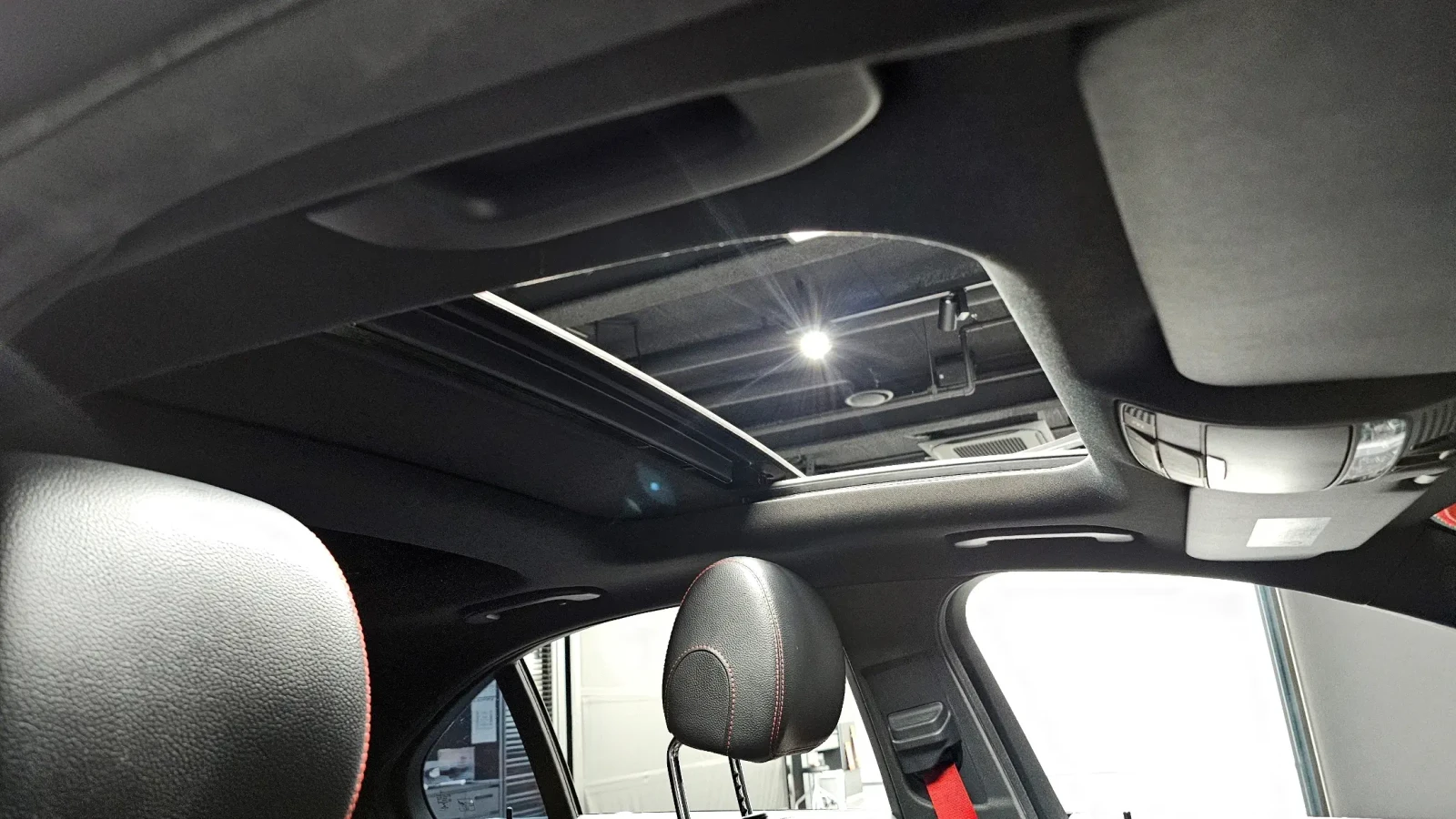 Mercedes-Benz C 450 AMG BURMESTER* ��������� | Mobile.bg � ����������� 12