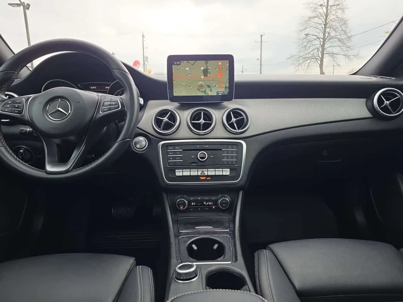 Mercedes-Benz CLA * CLA250 4M * CARFAX * ЦЕНА ДО БГ, снимка 10 - Автомобили и джипове - 54525748