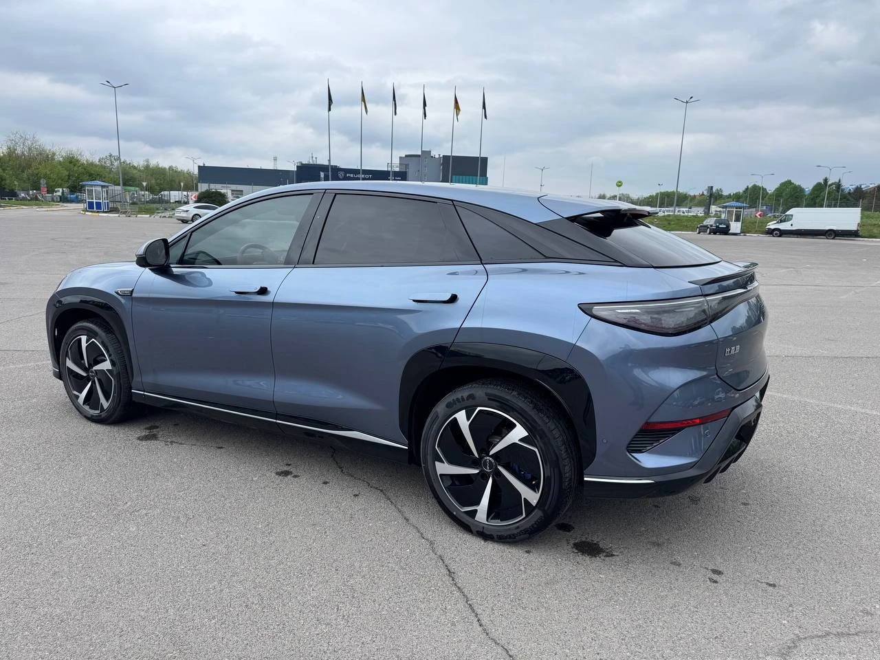 BYD Sealion 7 2wd top, снимка 2 - Автомобили и джипове - 54557037