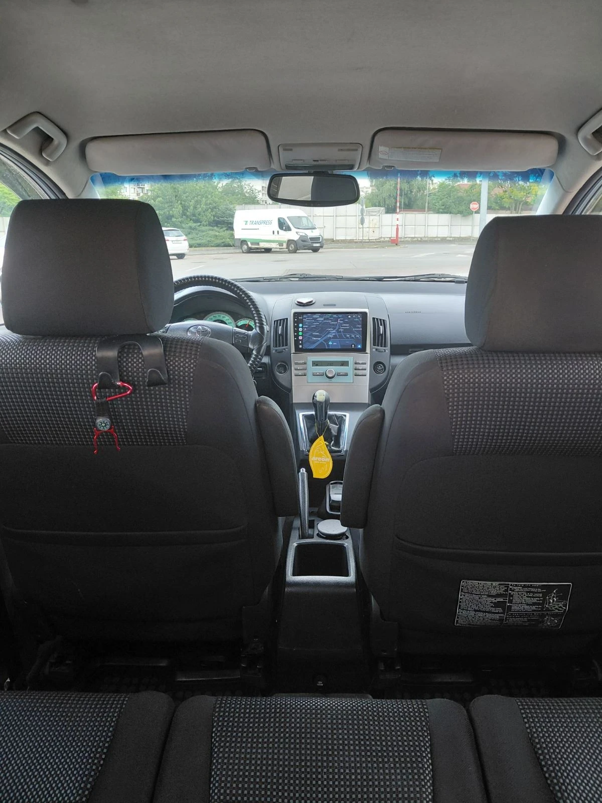 Toyota Corolla verso, снимка 8 - Автомобили и джипове - 55124671