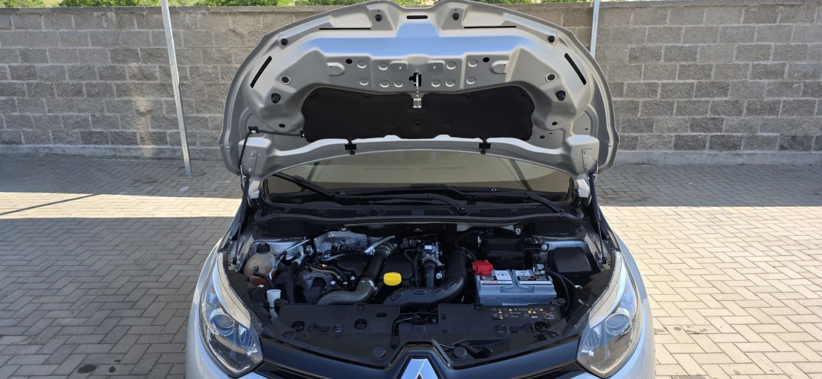 Renault Captur 1.5DCI-NAVI* KEYLESS * KOJA* KAMERA* EURO 6, снимка 14 - Автомобили и джипове - 55197790