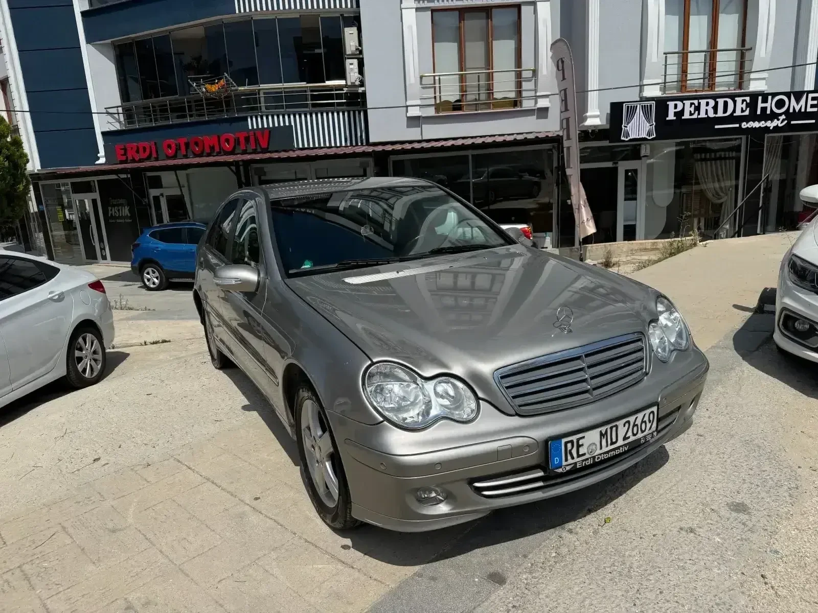 Mercedes-Benz C 180 0 | Mobile.bg � ����������� 2