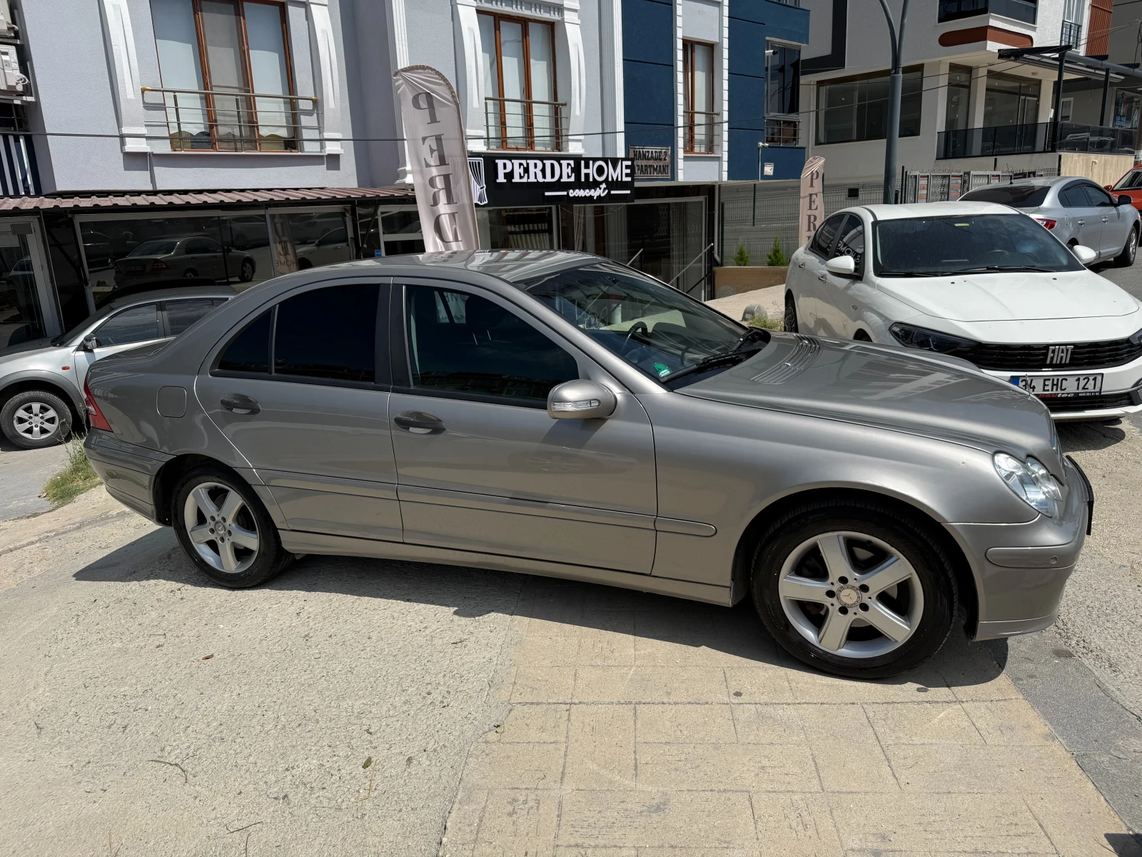 Mercedes-Benz C 180, снимка 8 - Автомобили и джипове - 55599289