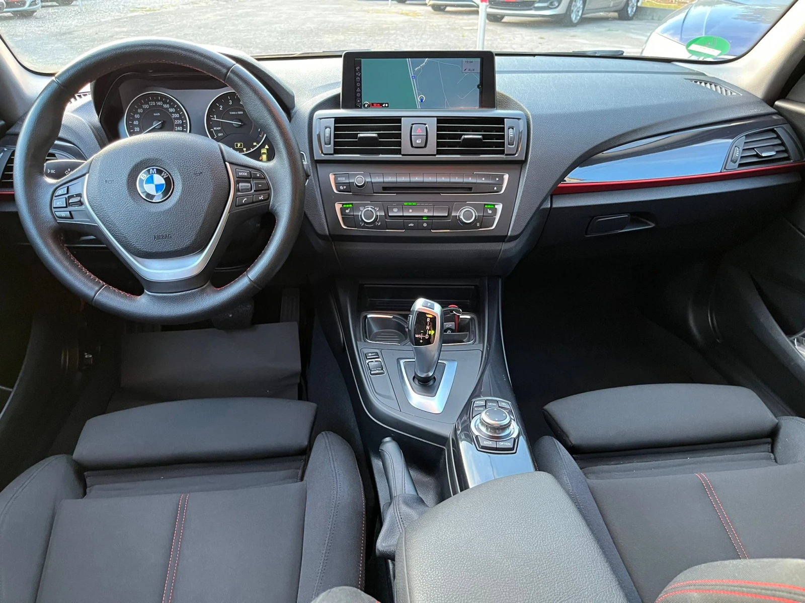 BMW 118 I* SPORTLINE* , снимка 10 - Автомобили и джипове - 55751196