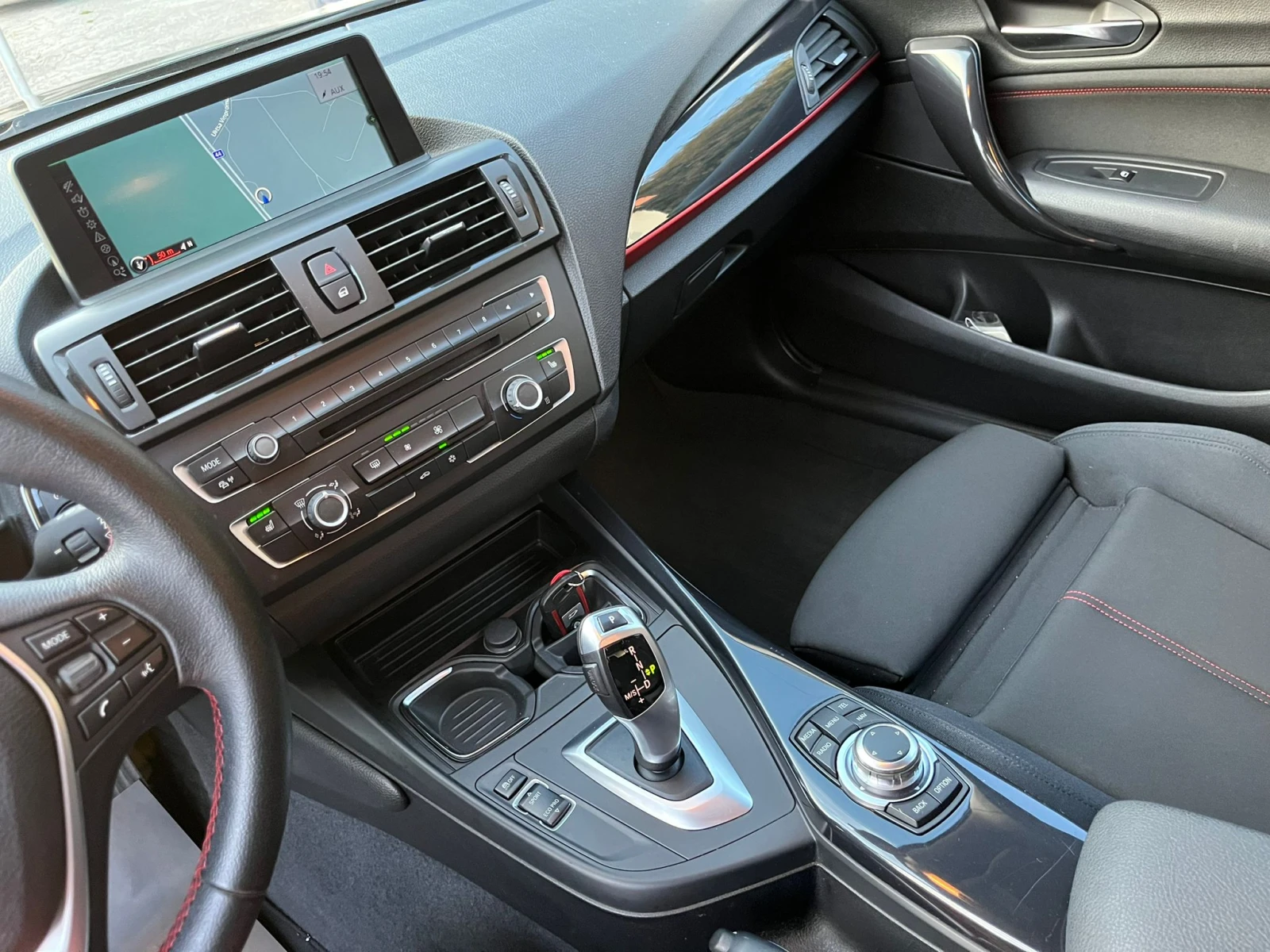 BMW 118 I* SPORTLINE* , снимка 13 - Автомобили и джипове - 55751196