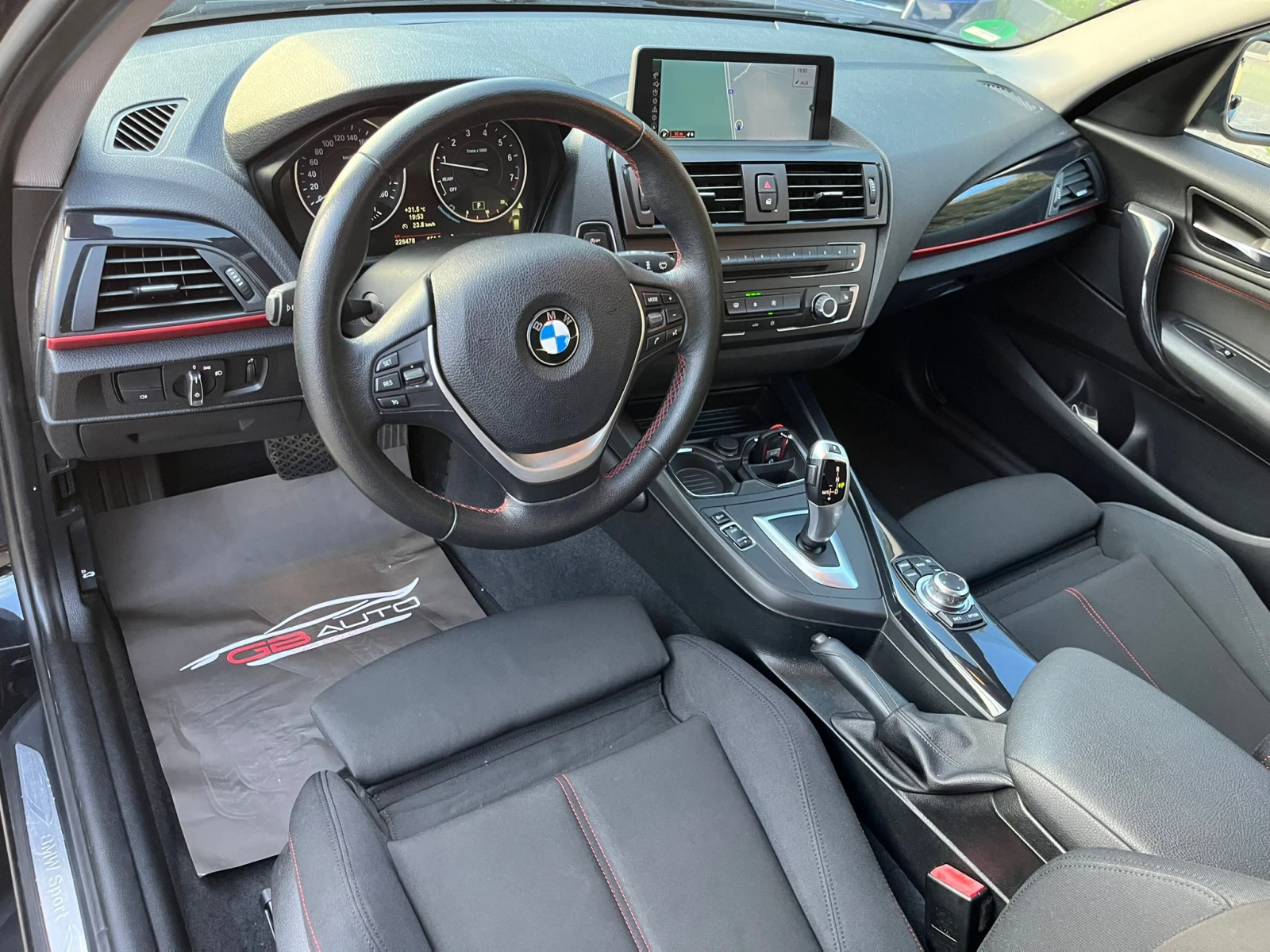 BMW 118 I* SPORTLINE* , снимка 9 - Автомобили и джипове - 55751196