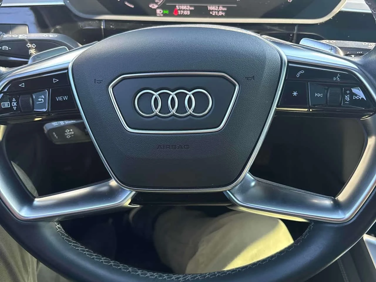 Audi E-Tron * quattro * CARFAX * ОПЦИЯ ЗА ФИНАНСИРАНЕ, снимка 11 - Автомобили и джипове - 55753996