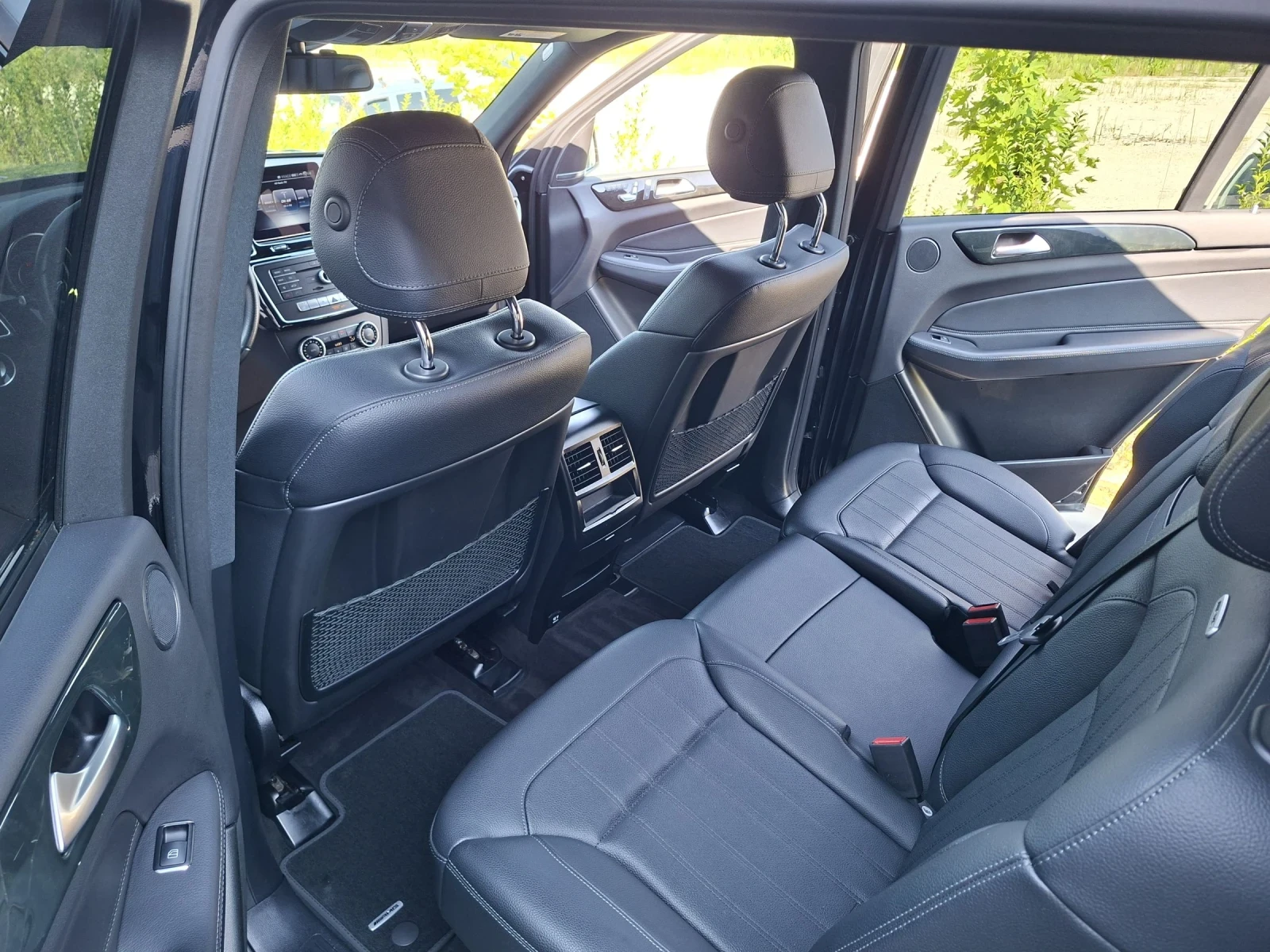 Mercedes-Benz GLS 450 gls450 63 AMG пакет 6+ 1, снимка 10 - Автомобили и джипове - 55779419