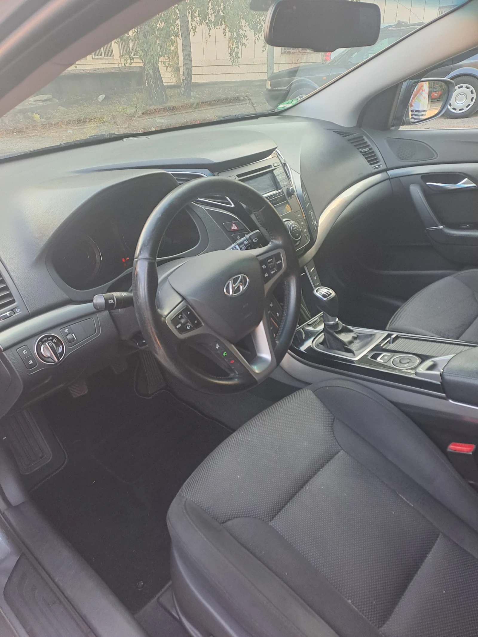Hyundai I40 Keyless , снимка 8 - Автомобили и джипове - 56184606
