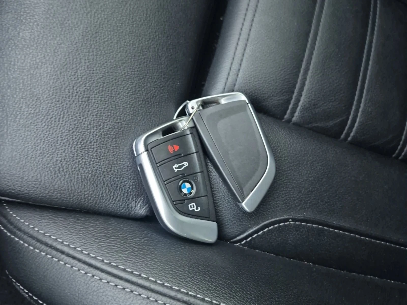 BMW 330, снимка 11 - Автомобили и джипове - 56683241