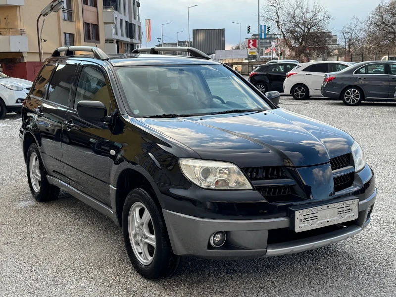 Mitsubishi Outlander 2, 0i* * ГАЗ* * FACELIFT* * НАВИГАЦИЯ* * КАМЕРА, снимка 4 - Автомобили и джипове - 45147010