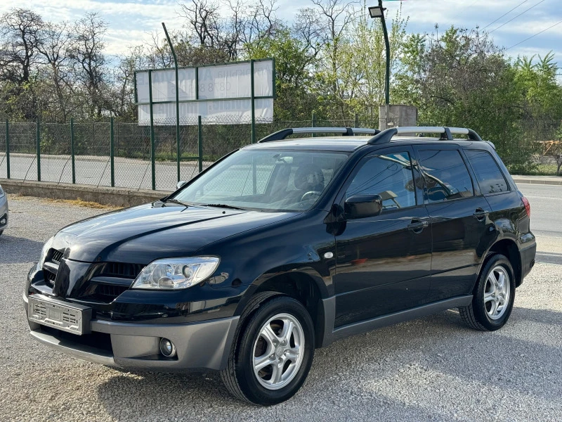 Mitsubishi Outlander 2, 0i* * ГАЗ* * FACELIFT* * НАВИГАЦИЯ* * КАМЕРА, снимка 3 - Автомобили и джипове - 45147010