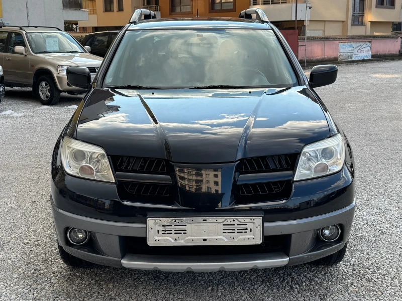 Mitsubishi Outlander 2, 0i* * ГАЗ* * FACELIFT* * НАВИГАЦИЯ* * КАМЕРА, снимка 3 - Автомобили и джипове - 45147010