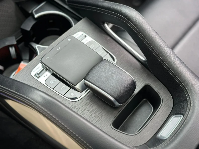 Mercedes-Benz GLE 350, снимка 16 - Автомобили и джипове - 53128949