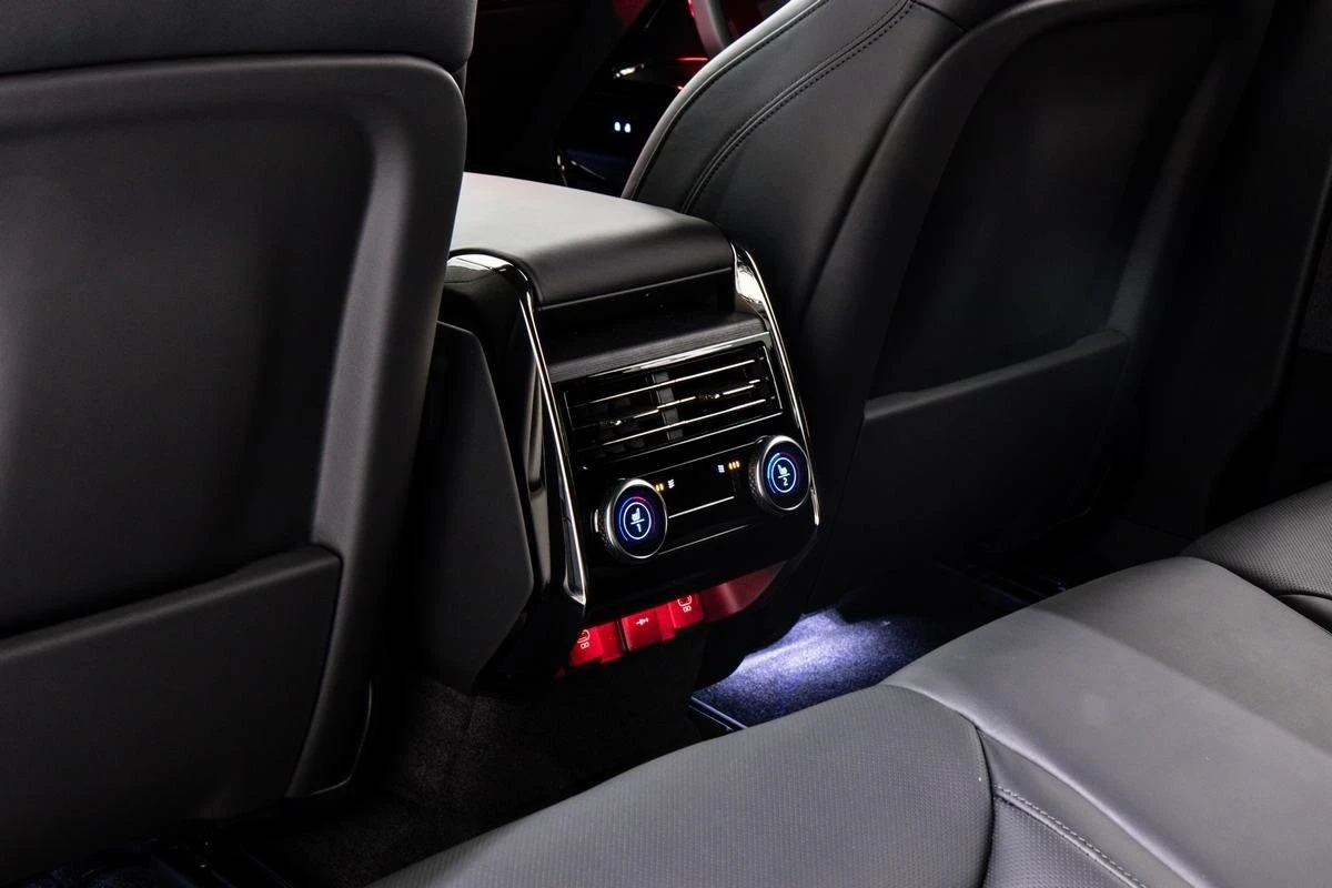 Land Rover Range Rover Sport HSE Dynamic ЧИСТО НОВ НА 32КМ - изображение 8