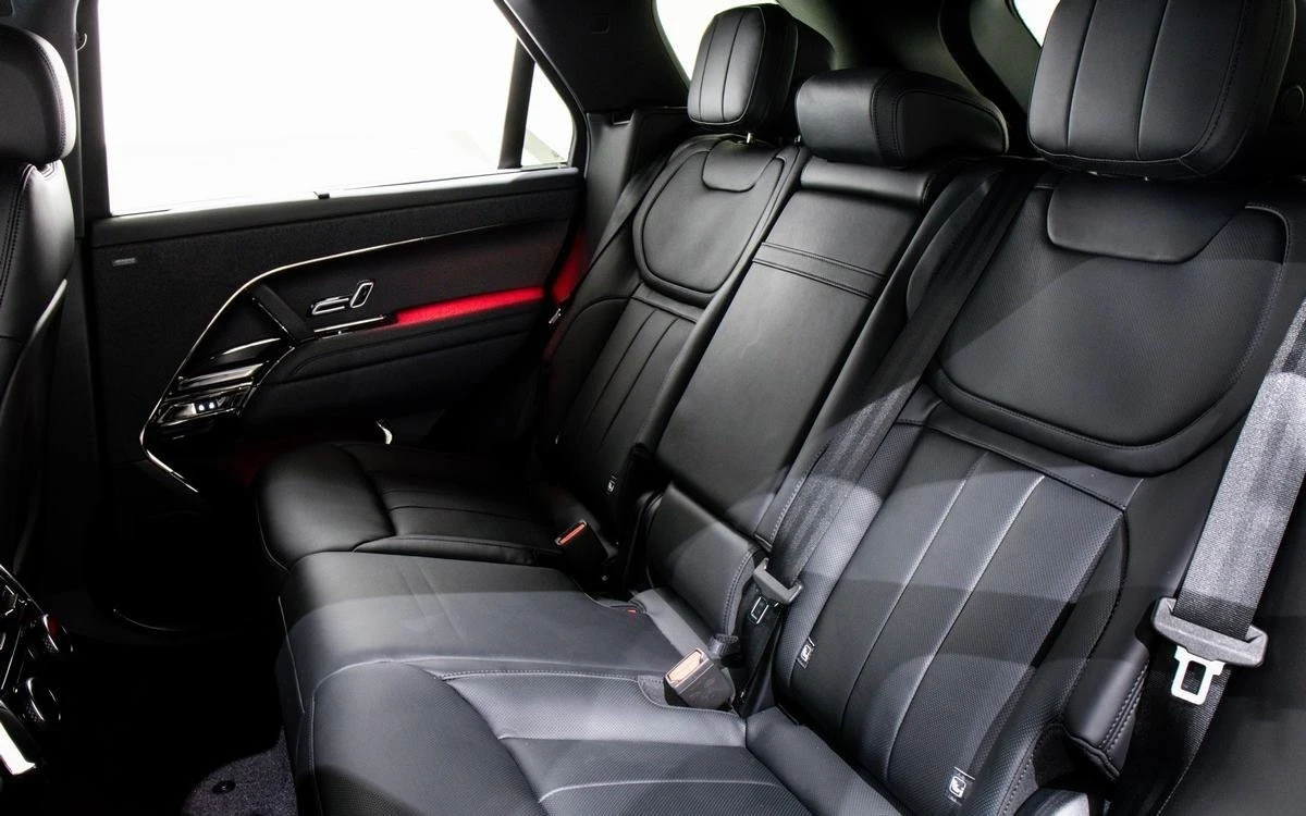 Land Rover Range Rover Sport HSE Dynamic ЧИСТО НОВ НА 32КМ - изображение 4