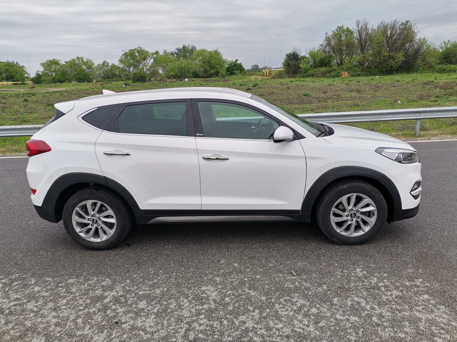 Hyundai Tucson 1.7 CRDI-Xpossible - изображение 6