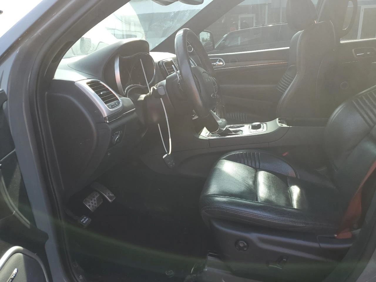 Jeep Grand cherokee SRT* Обдух* Harman/Kardon* 8ZF* М.Точка* Дистроник - изображение 7