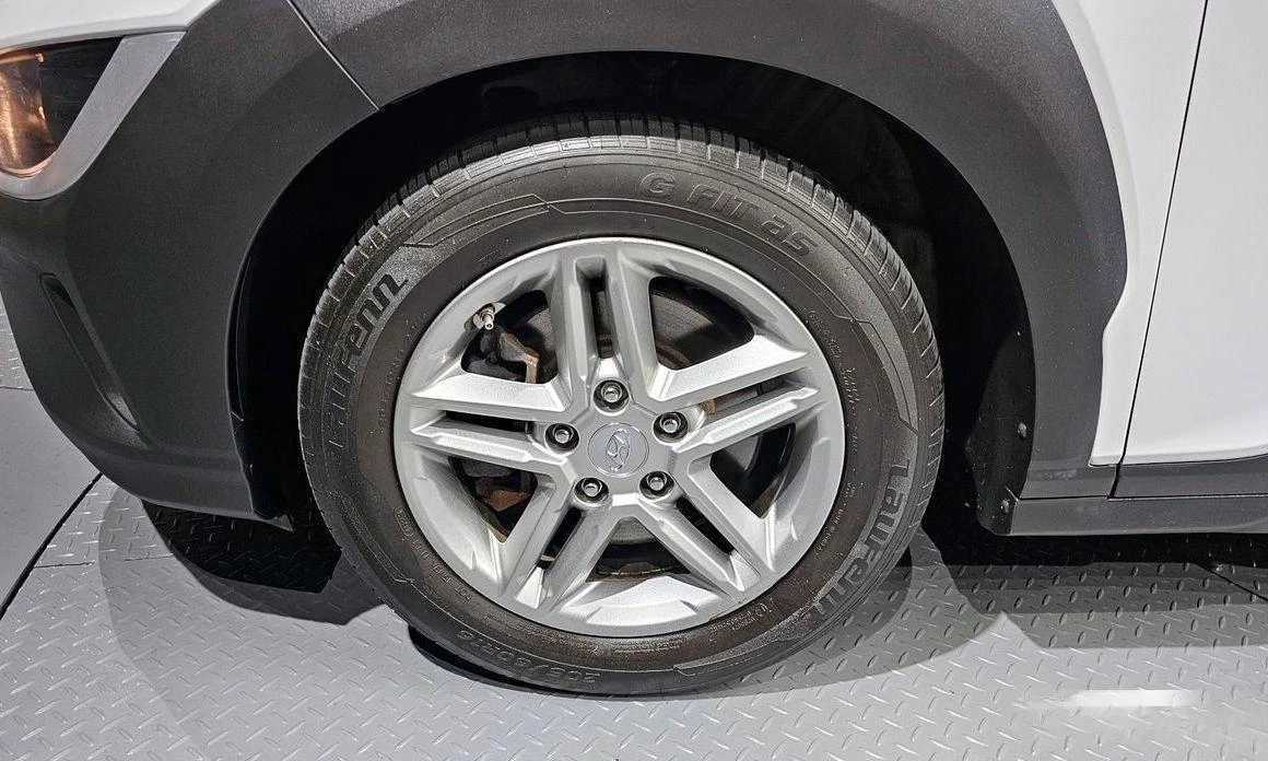 Hyundai Kona Gasoline 1.6 Turbo 2WD Smart - изображение 5