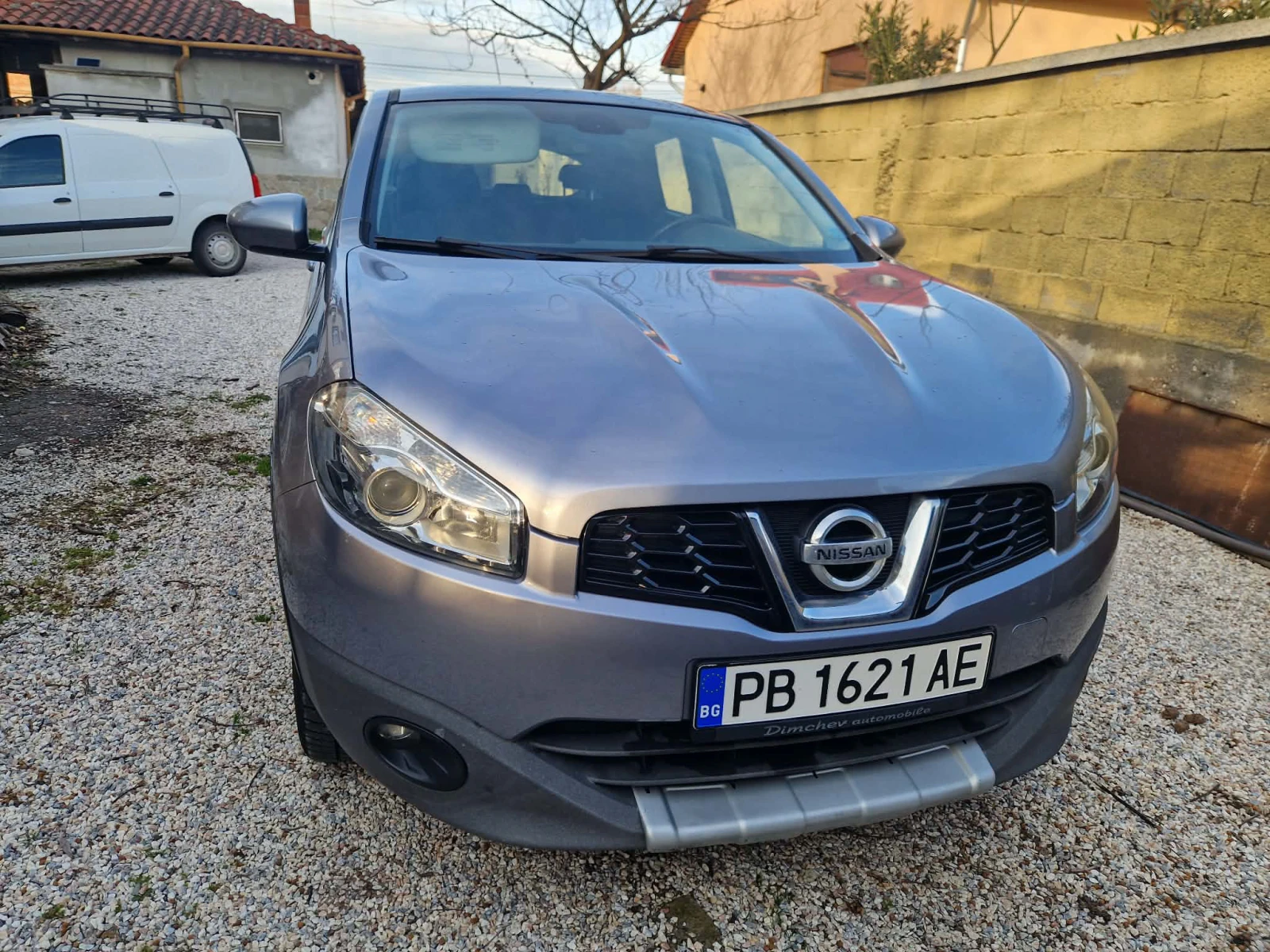 Nissan Qashqai 1.5 dci, снимка 5 - Автомобили и джипове - 53405277