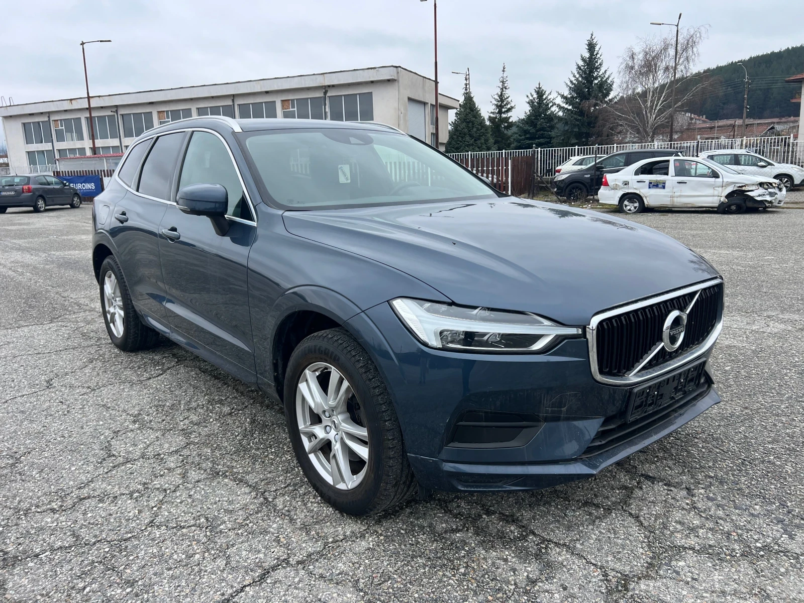 Volvo XC60 2.0D - изображение 9