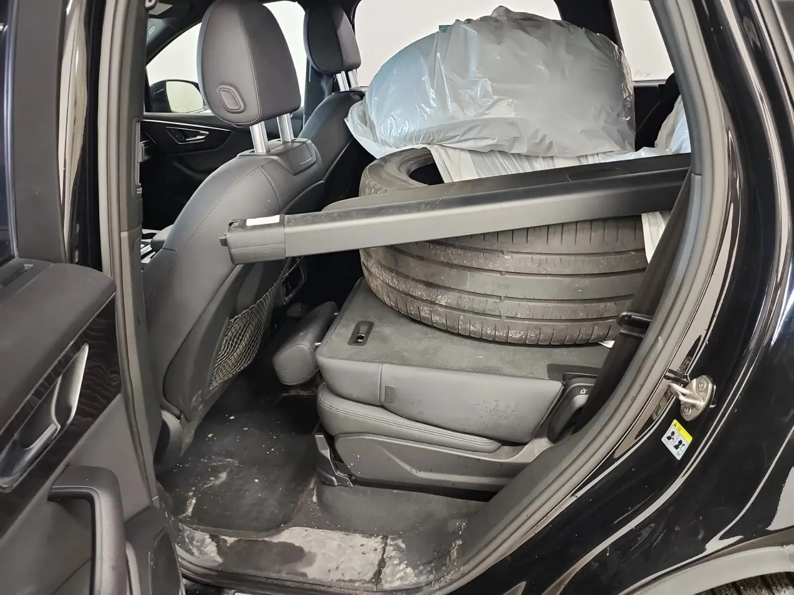 Audi Q7 TECHNIK* 360view* Обдухване* Дистроник* Гуми+ Джан, снимка 10 - Автомобили и джипове - 54370828