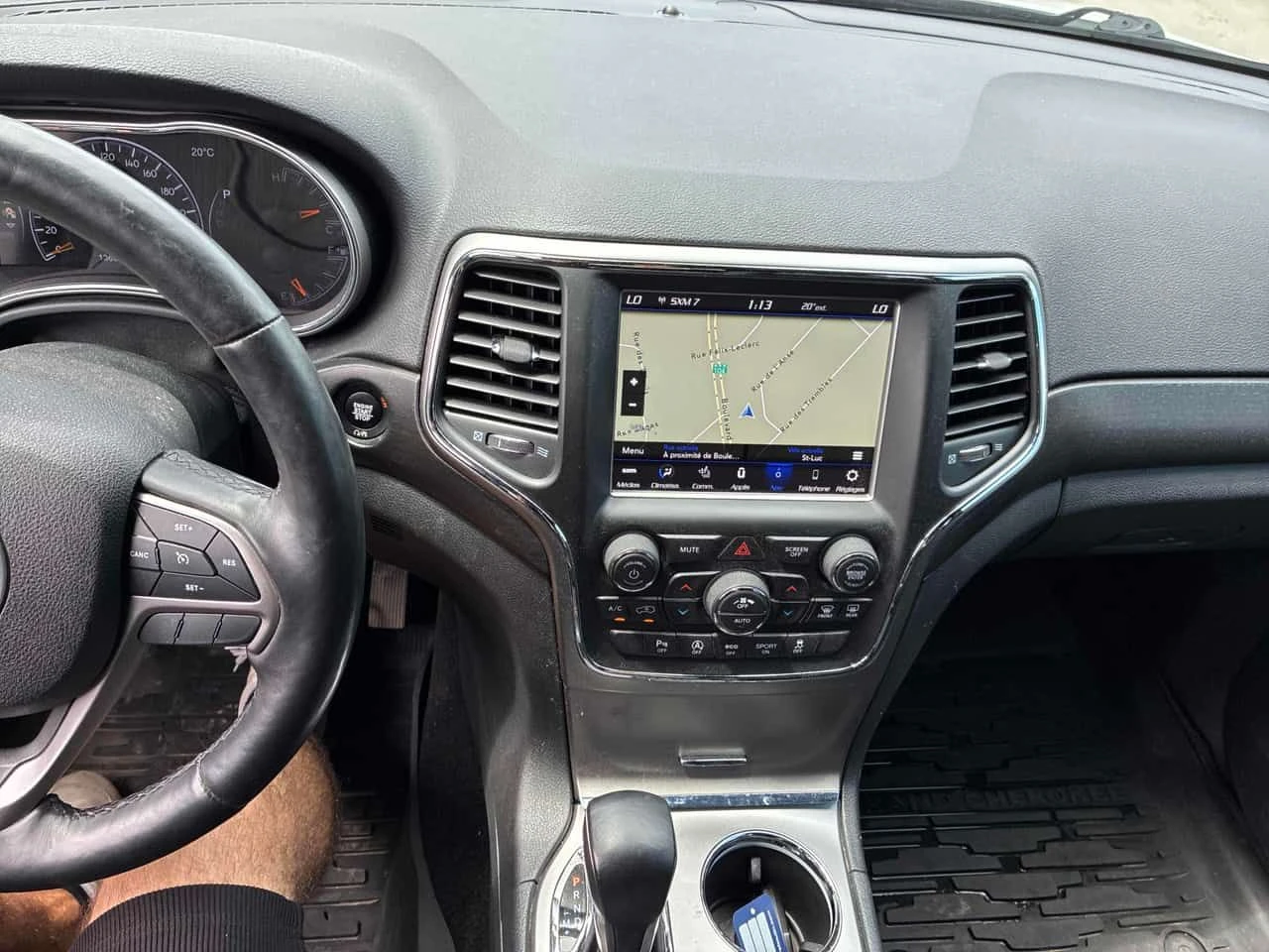 Jeep Grand cherokee * Altitude IV * АВТОКРЕДИТ БЕЗ ПЪРВОНАЧАЛНА ВНОСКА, снимка 9 - Автомобили и джипове - 55157643